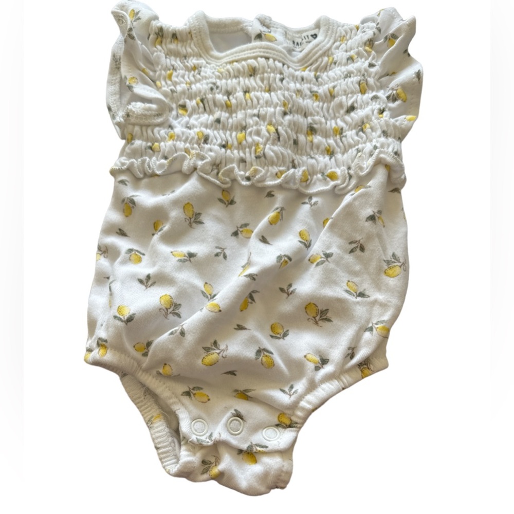3 FOR $20 RABBIT+BEAR 0-3M Organic Ruffled Shirring White W/ Lemon Print Onesie